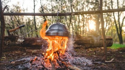 Праздник "День Евлампия Зимоуказателя" отмечается в 2023 году 10 октября (ранее 23 октября)