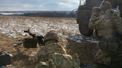 Обострение на Донбассе: обстрелы из запрещенного оружия, один военный погиб и шестеро пострадали