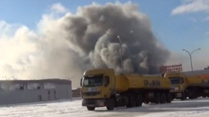 В Черкассах во время пожара на заводе пострадали 9 человек (Видео)