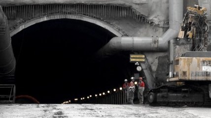 Сегодня пройдет открытие железнодорожного Бескидского тоннеля