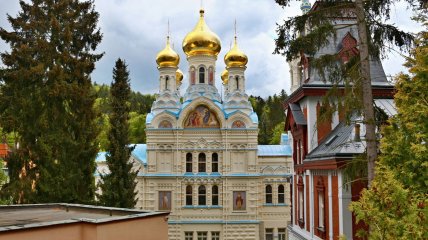 Петропавловская церковь в Карловых Варах