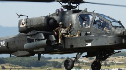 Вертолеты Apache были бы полезны на фронте