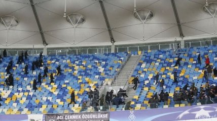 УЕФА открыл дисциплинарное дело по беспорядкам на матче "Динамо" - "Бешикташ"
