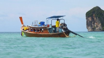 В Таиланде возле острова взорвалась моторная лодка, есть пострадавшие 