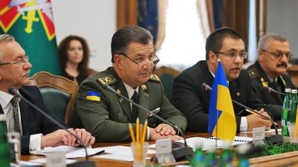 Министр обороны Украины отменил приказы своих предшественников