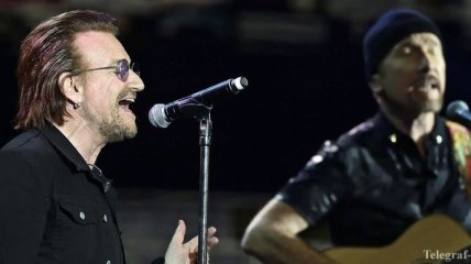 Вокалист группы U2 Боно сорвал голос на концерте (Видео)