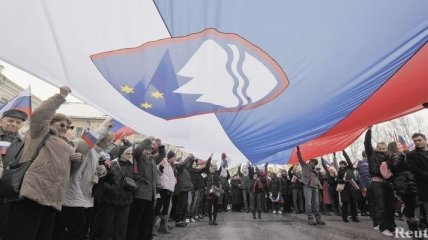 Жители Словении требовали отставки правительства