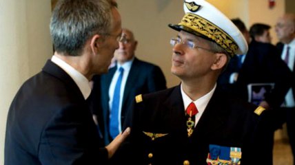 Столтенберг поздравил нового командующего НАТО