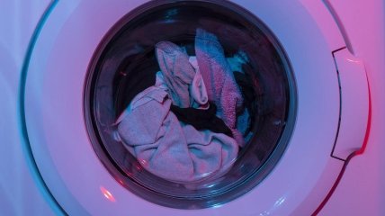 Як прибрати неприємний запах у пральній машині