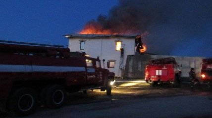 В Сумской области горел монастырь УПЦ МП