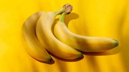 Як зберегти свіжість бананів