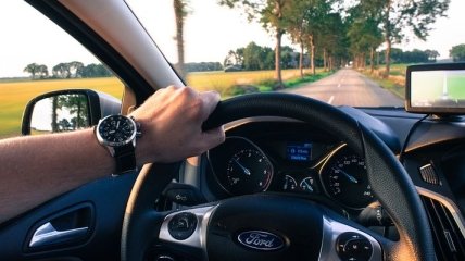 Ford выпустит собственный пикап с электродвигателем