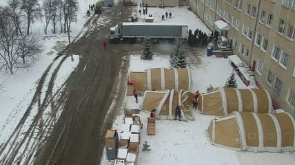 Мобильный госпиталь и блокпосты: как Прикарпатье переходит в "красную" зону карантина (фото)