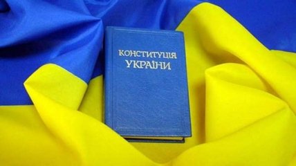 Громадська ініціатива "Маніфест 42" створена підприємцями для захисту положень 42-ї статті Конституції, яка гарантує право на підприємницьку діяльність