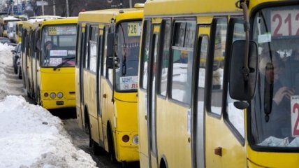 В Киеве изменено название 5 остановок общественного транспорта
