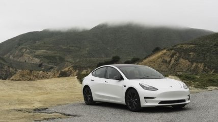 Компанії Tesla можуть загрожувати санкції