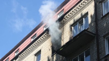 Пожар в Запорожье: спасатели эвакуировали из дома 30 человек