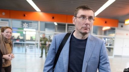 Заявление о незаконности помилования Луценко ВАСУ снова вернуло