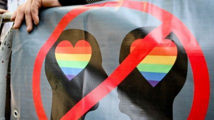 ЕС может отказать Украине в ассоциации через гомофобный закон