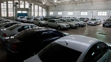 Минфин опровергает планы возобновления транспортного сбора для всех авто