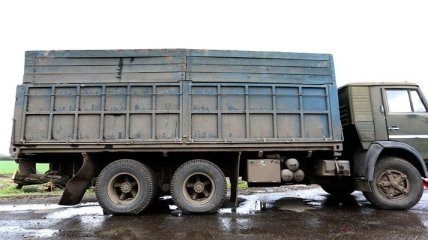 ГПСУ: Более 50 авто пытались провезти товары в "ДНР"