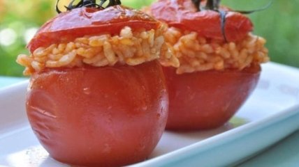 Фаршировані томати — чудова заміна звичним перцям