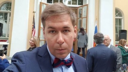 Офис Зеленского стоит за обвинениями Порошенко - адвокат Новиков