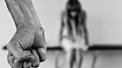 Жуткое изнасилование 12-летней девочки в Харькове: подробности (Видео)