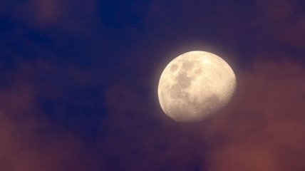 Когда мы увидим самую большую Луну?