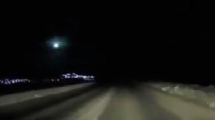 В небе над Камчаткой пролетел и взорвался метеорит: момент попал на видео