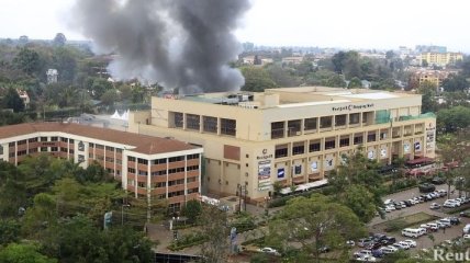 Обнародовано видео нападения боевиков на ТЦ в Кении 
