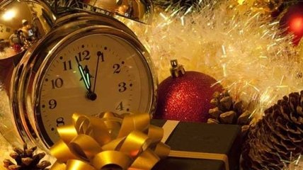 Лучшие поздравления с Новым 2017 годом в стихах и открытках