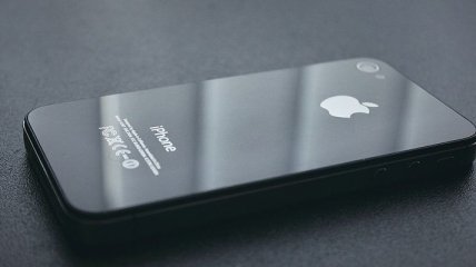 Apple выплатит $500 миллионов за плохую работу старых iPhone