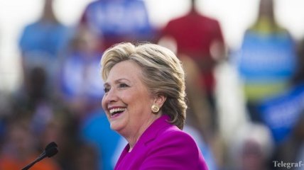 Клинтон признала результаты выборов президента США