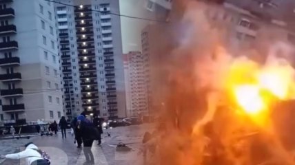 Зима дала ляпаса Росії: жителі Ростова повзають на колінах тепер ще й без світла (відео)