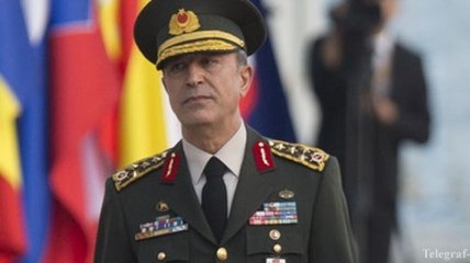 Генерал Халуси Акар сохранил пост начальника генштаба ВС Турции