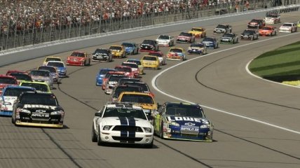 В мае возвращаются гонки NASCAR