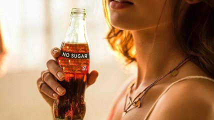 Некоторые напитки и продукты лишат "сладости": популярный подсластитель могут признать канцерогеном