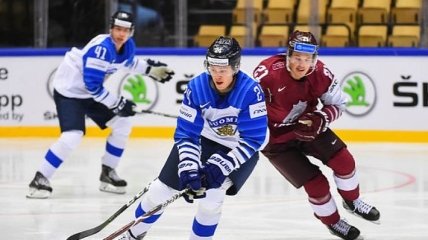 ЧМ по хоккею: Швейцария обыграла Словакию, Финляндия не заметила Латвию
