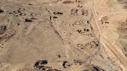 Остатки древнего лагеря, где нашли артефакты