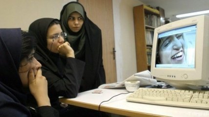 Иран создаст национальную онлайн-сеть, отделенную от интернета