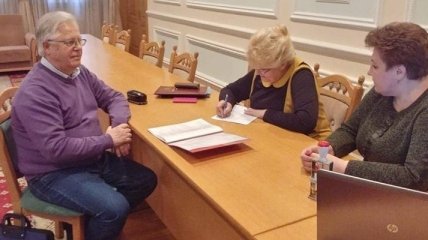 Симоненко подал документы на участие в выборах президента Украины