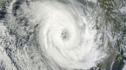 Число жертв тропического циклона на Мадагаскаре приблизилось к 20
