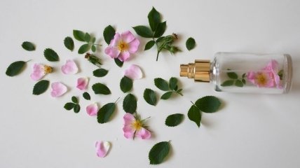 Почему парфюм может вызывать головную боль 