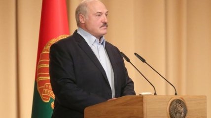 Выборы в Беларуси: Лукашенко пророчат легкую победу