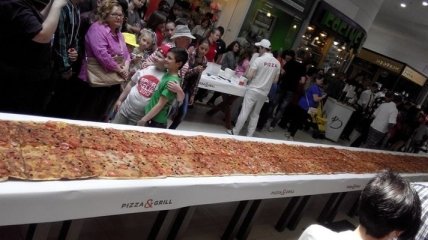 В Одессе испекли рекордную пиццу