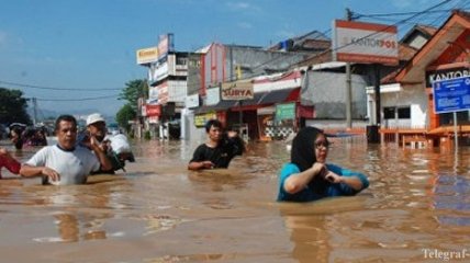 В Индонезии в результате наводнений 30 человек погибли, 22 пропали без вести