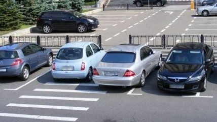 В центре Киева запретят парковаться  