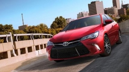 Toyota Camry обзаведется турбомотором