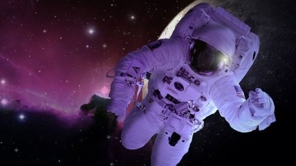 Астронавты совершили семичасовую "космическую прогулку"